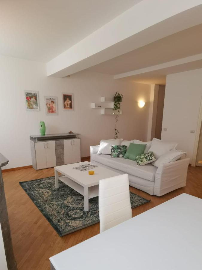 Parma Central Apartments Екстериор снимка