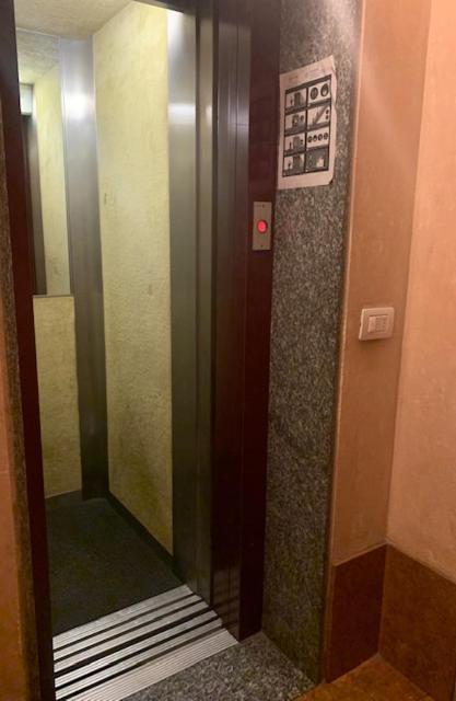 Parma Central Apartments Екстериор снимка